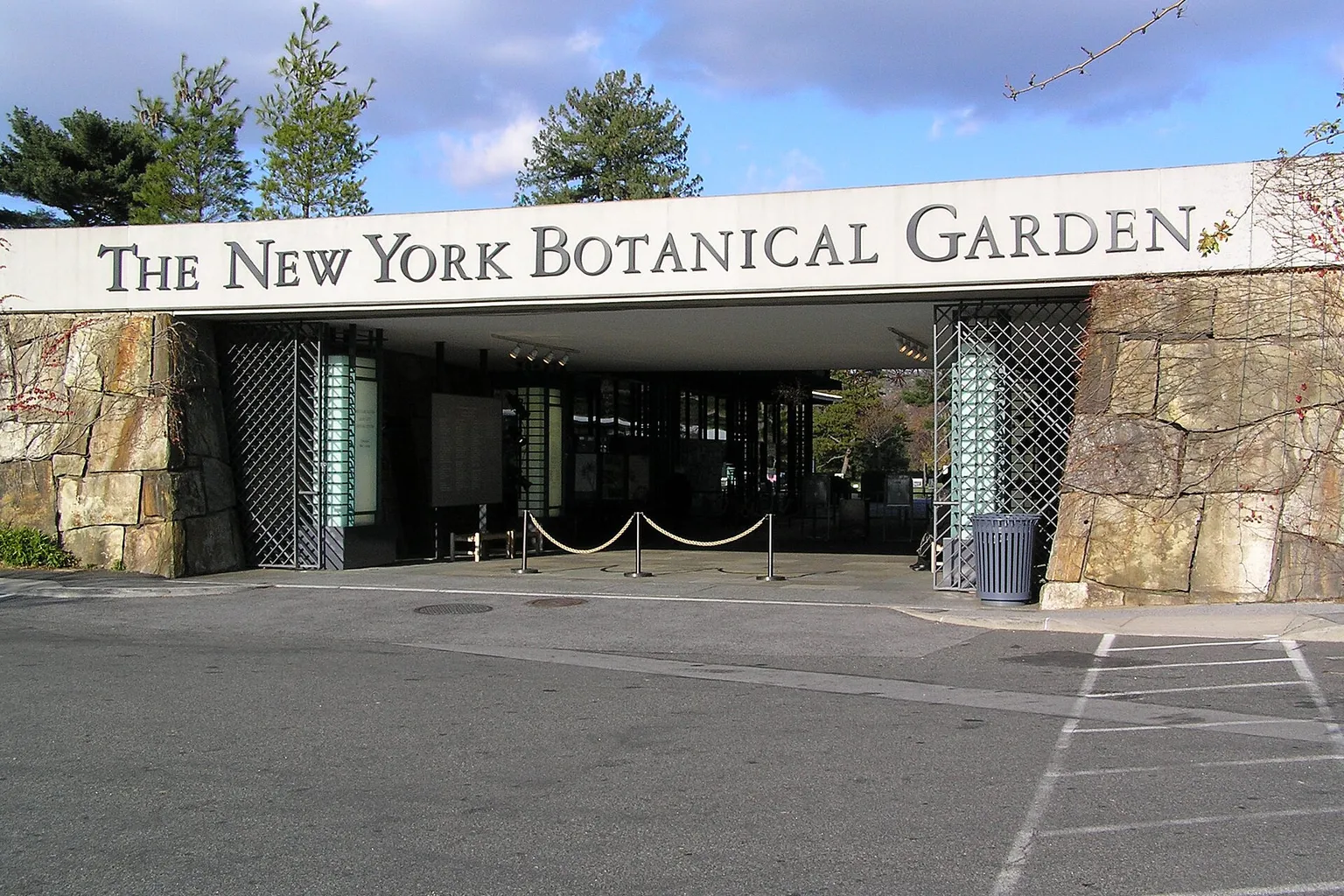 New York Botanical Garden: efficient ways to secure your entry